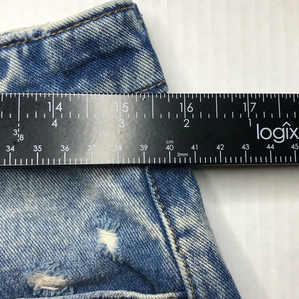 Wild Fable Distressed Blue Size 8 Denim Shorts